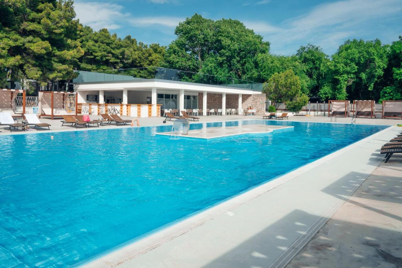 Croatia Camp Premium Hotel Водице Екстериор снимка