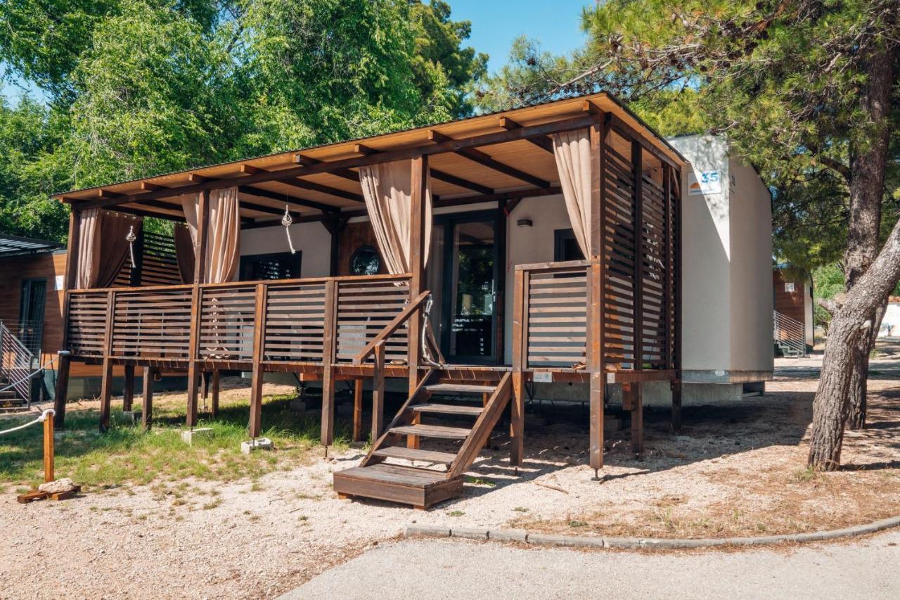 Croatia Camp Premium Hotel Водице Екстериор снимка