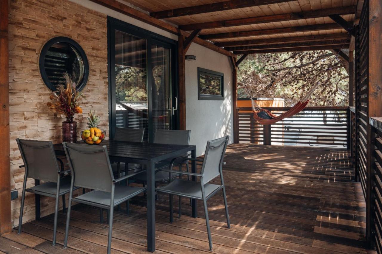 Croatia Camp Premium Hotel Водице Екстериор снимка